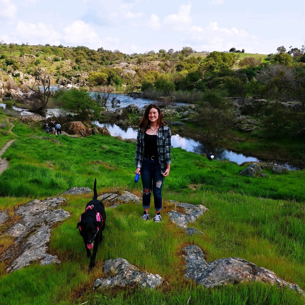 Meet your Posher, Maya